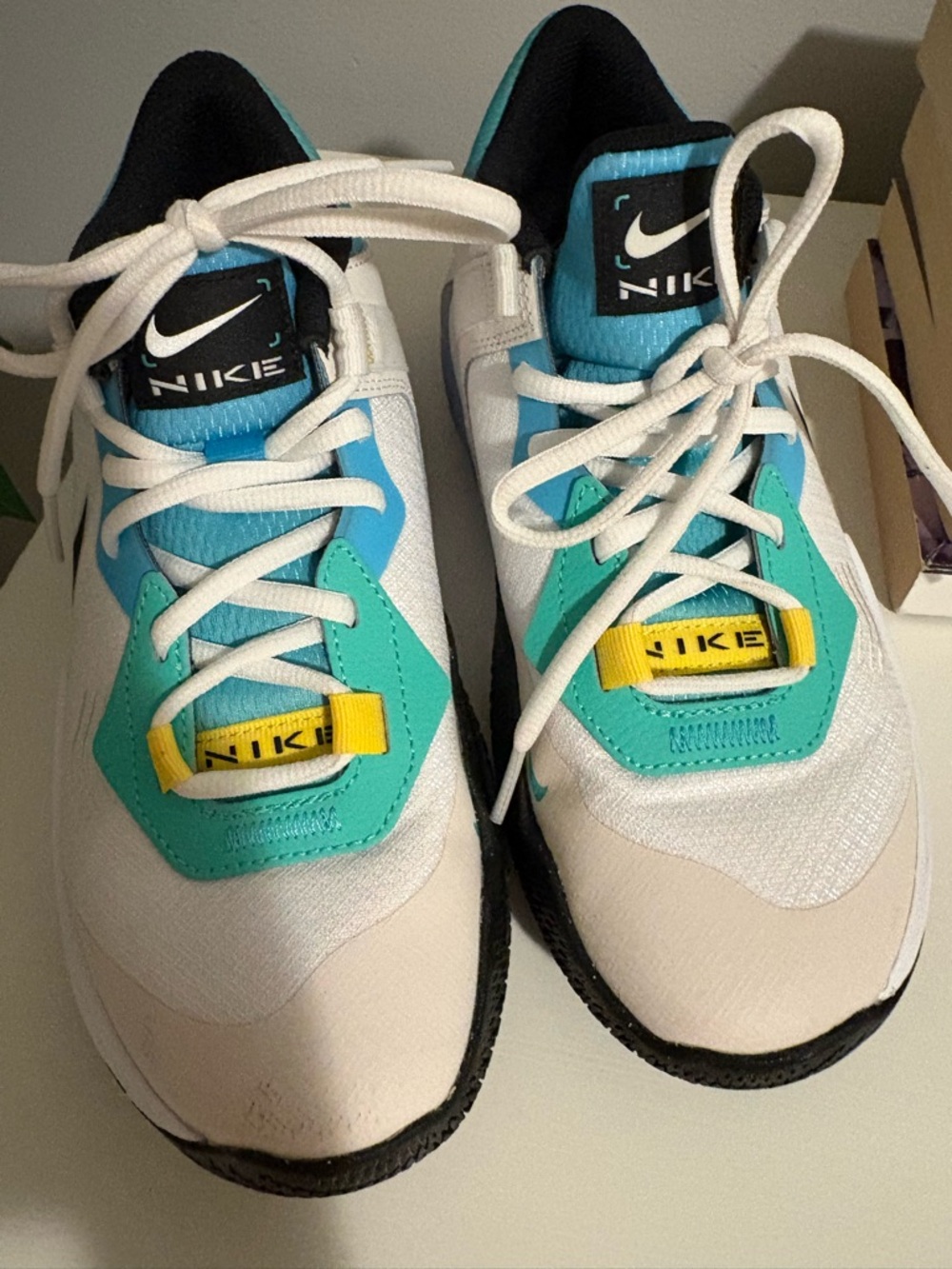 Nike Kids White Teal Aqua Sneakers 5Y